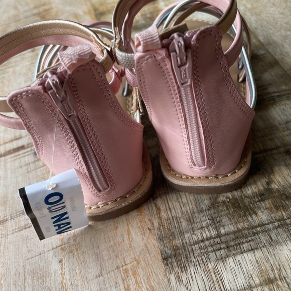 NWT Old Navy girls sandals size 8 - Picture 3 of 6